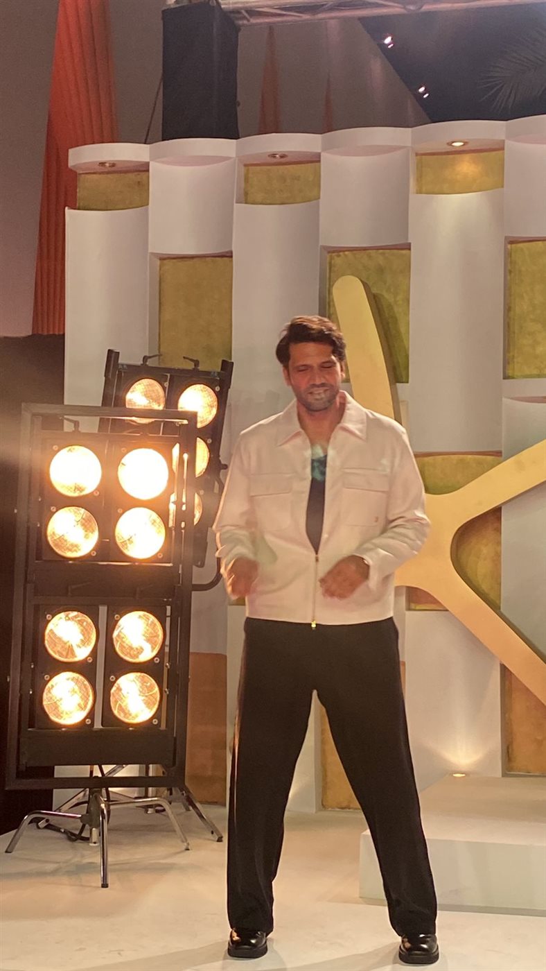 كان أورجانجي أوغلو في العرض الأول لفيلم السادة الأفاضل