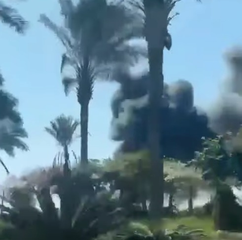 حريق  في مخازن بمنطقة التجمع الأول والحماية المدنية تحاول السيطرة