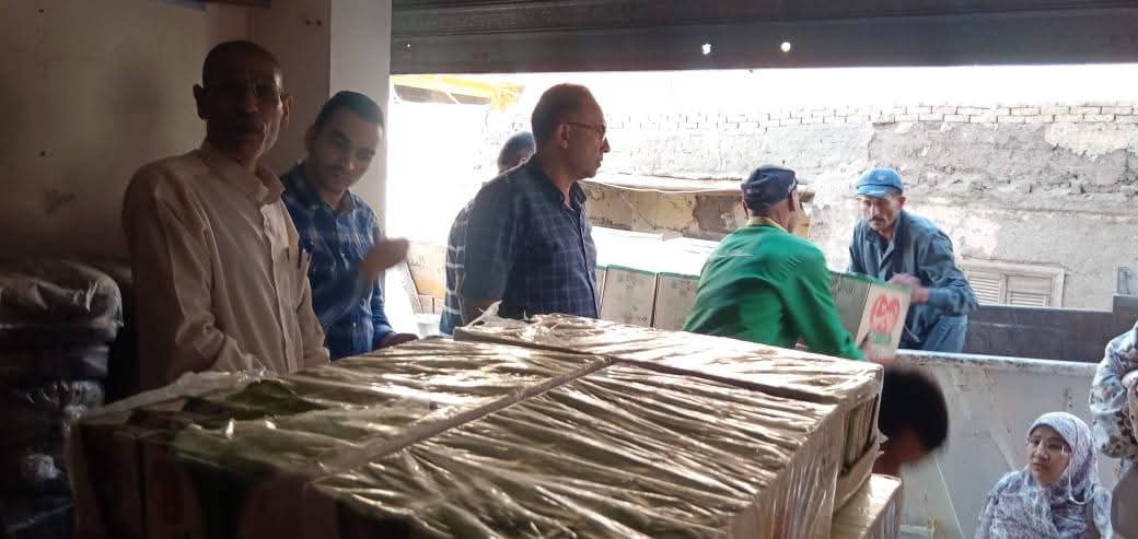 ضبط 6 طن سلع تموينية وحرة داخل مخزن غير مرخص في المنوفية