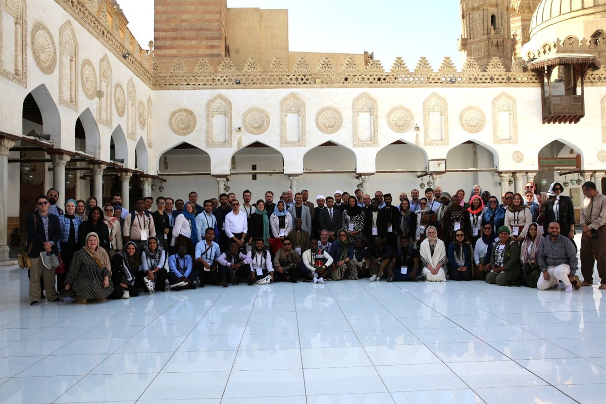 المشرف على الأروقة العلمية يصطحب وفد شباب مجلس الكنائس العالمي في جولة بالجامع الأزهر