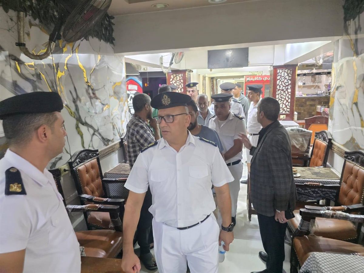 غلق وتشميع 8 مقاهي وكافيهات مخالفة