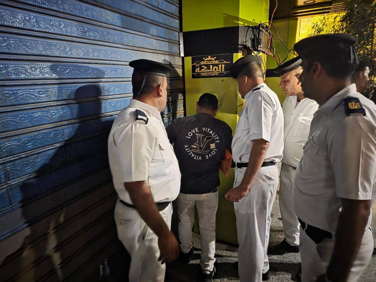 غلق وتشميع 8 مقاهي وكافيهات مخالفة