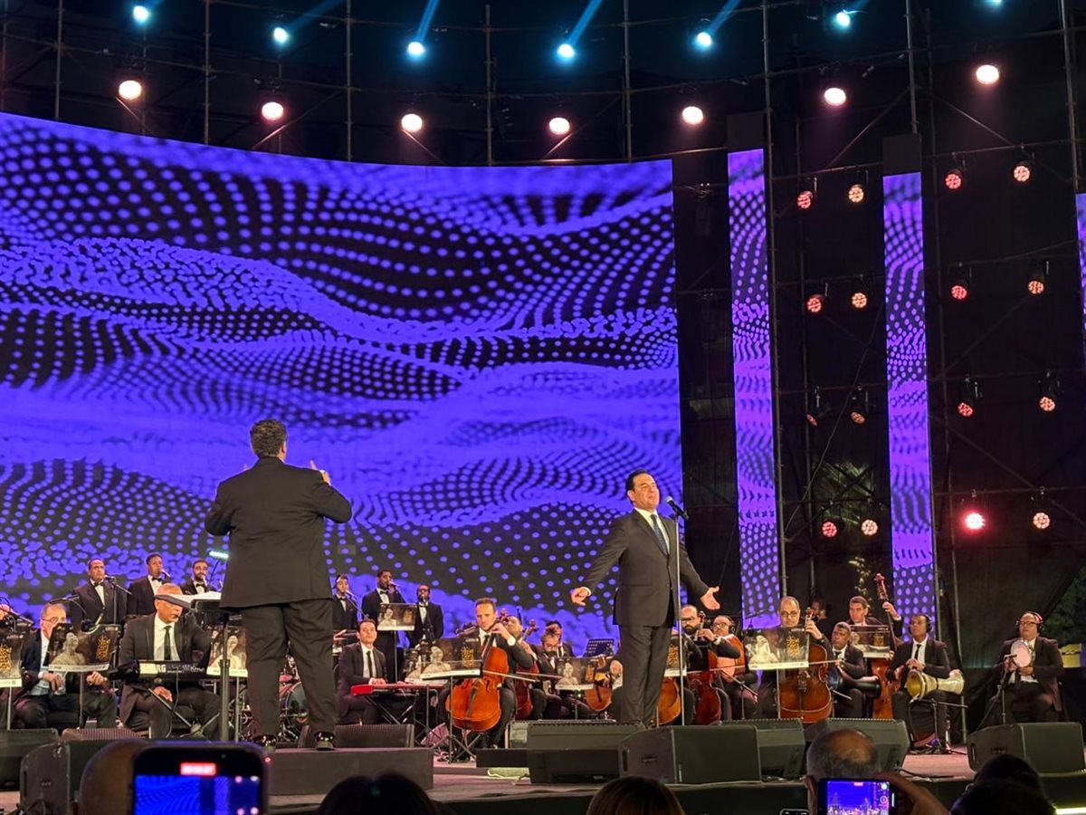 <strong>محمد ثروت في مهرجان الموسيقى العربية</strong>