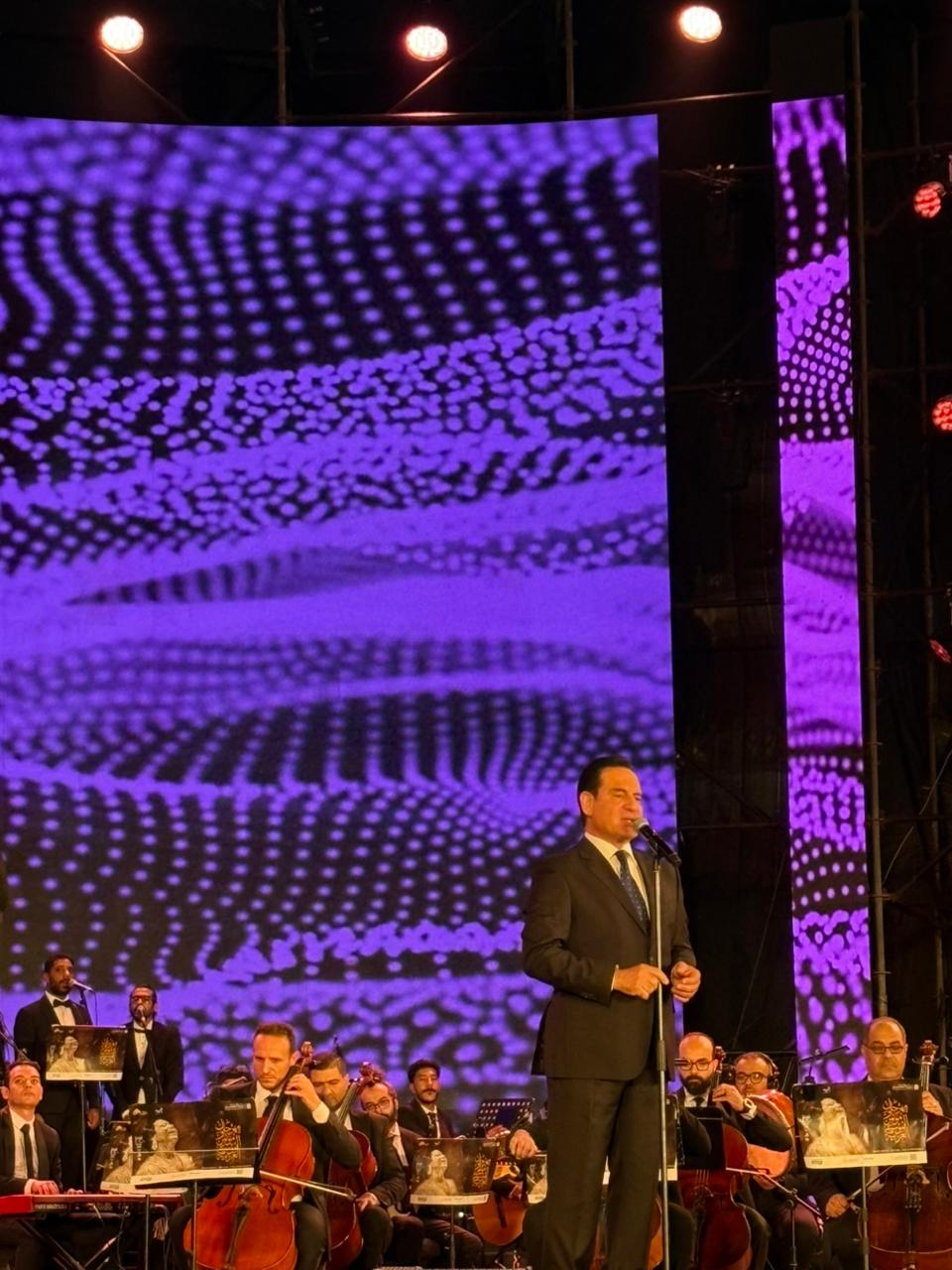 <strong>محمد ثروت في مهرجان الموسيقى العربية</strong>