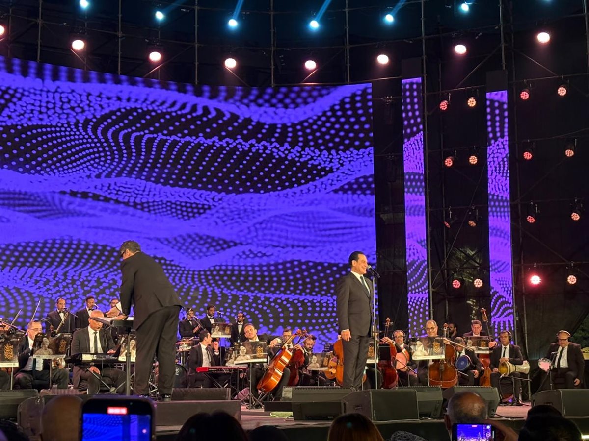 <strong>محمد ثروت في مهرجان الموسيقى العربية</strong>