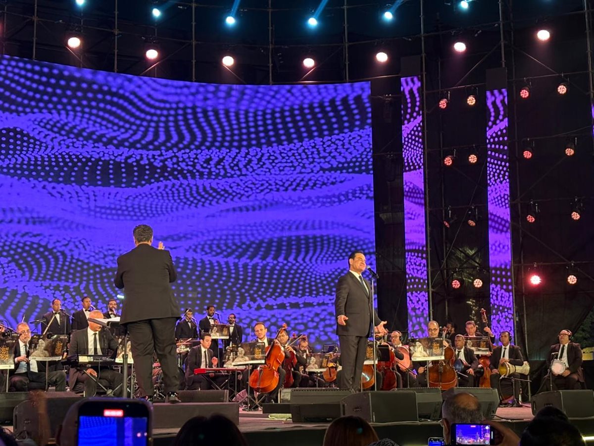 <strong>محمد ثروت في مهرجان الموسيقى العربية</strong>