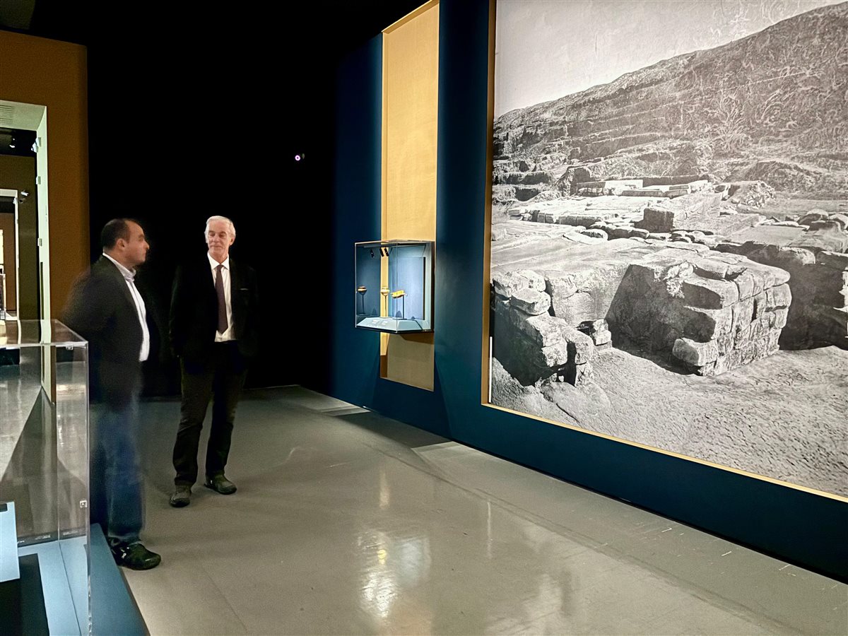 معرض كنوز الفراعنة بالعاصمة الإيطالية روما