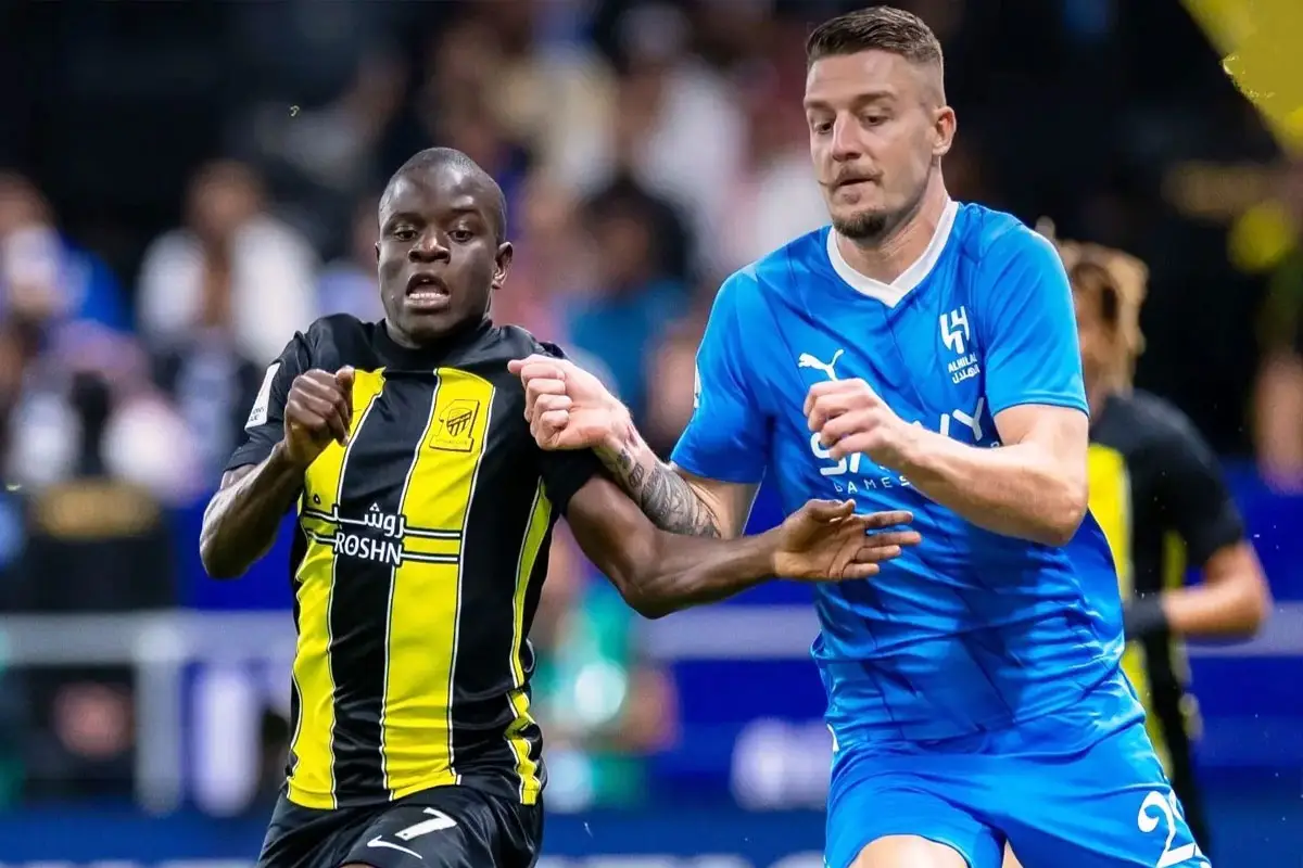 القنوات الناقلة لمباراة الهلال والاتحاد