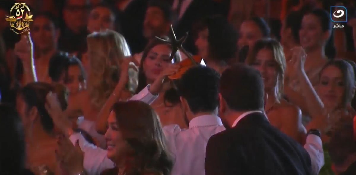 أحمد سعد يشعل حفل ختام مهرجان الجونة السينمائي