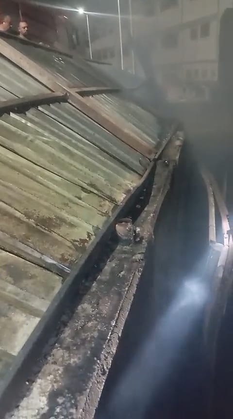 السيطرة على حريق داخل مصنع للملابس الجاهزة بقليوب