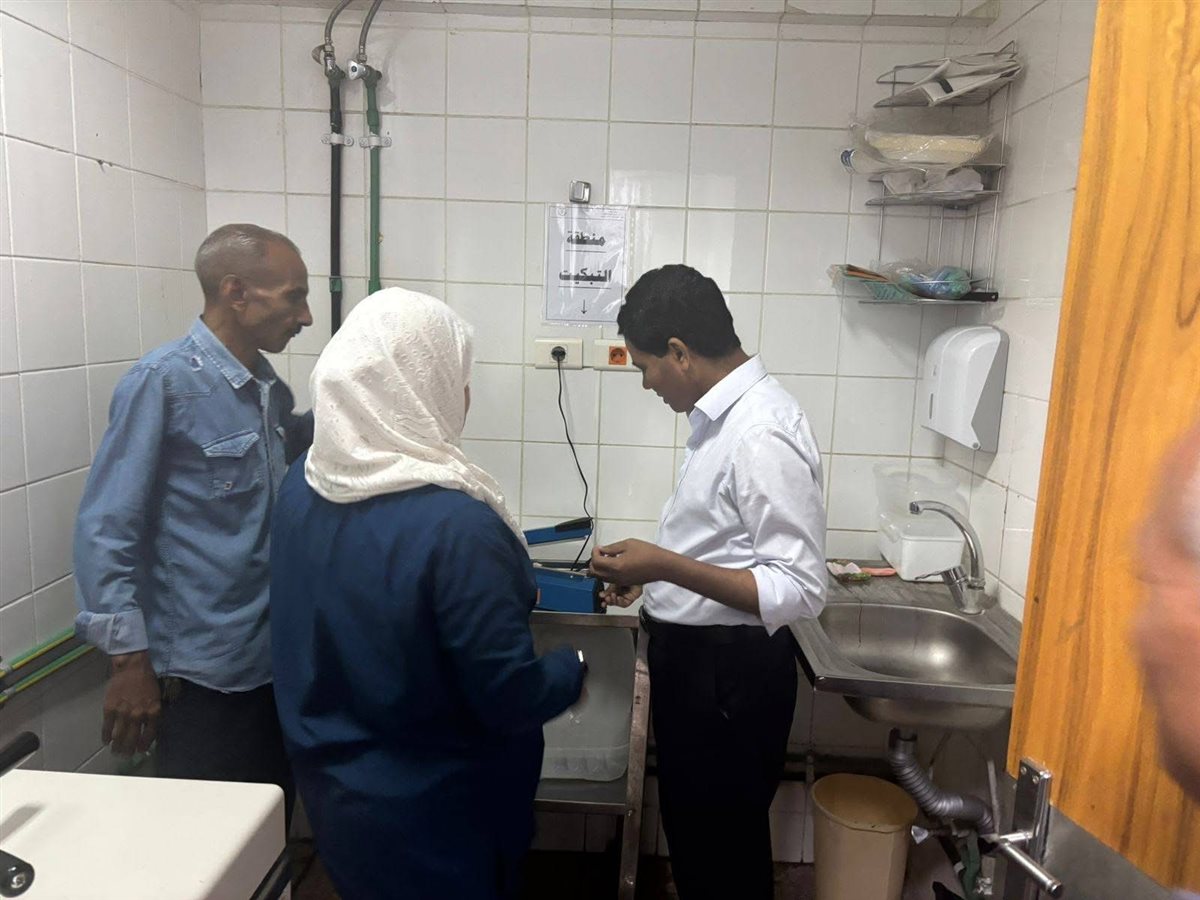 وكيل وزارة الصحة يتفقد الحجر الصحي بمطار الأقصر