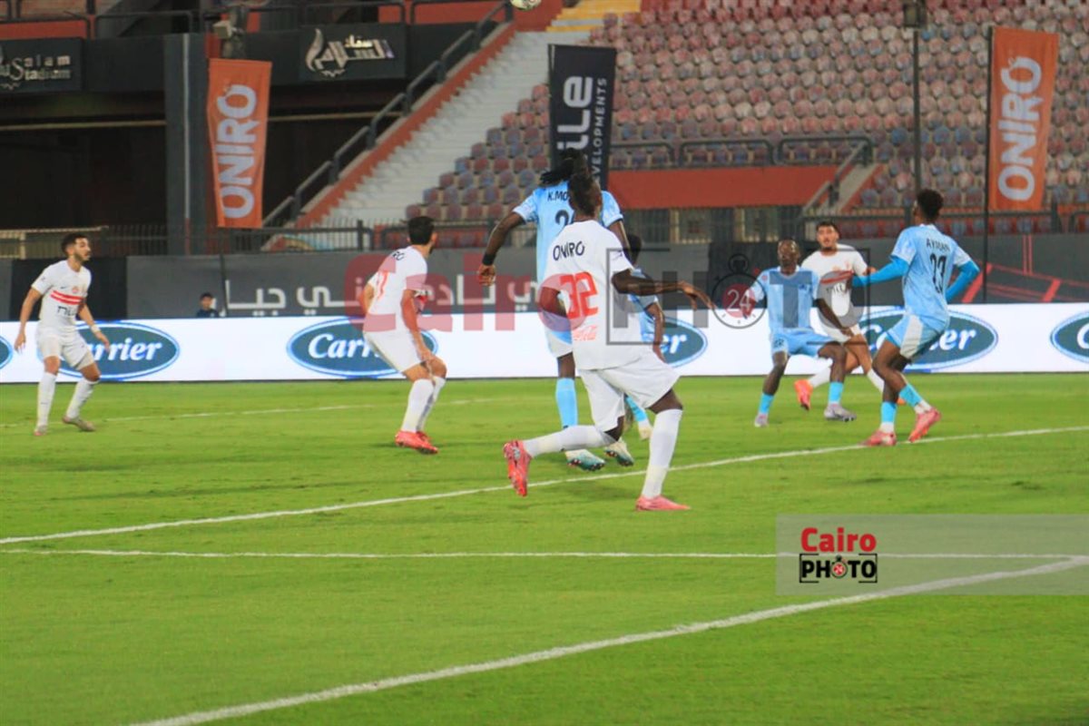 <strong>الزمالك يهزم ديكيداها ويتأهل لدور المجموعات في الكونفدرالية الإفريقية</strong>