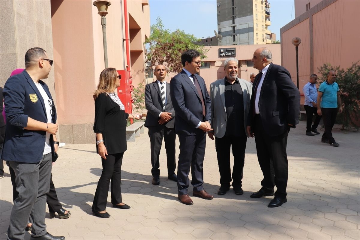 جانب من جولة وزير الثقافة