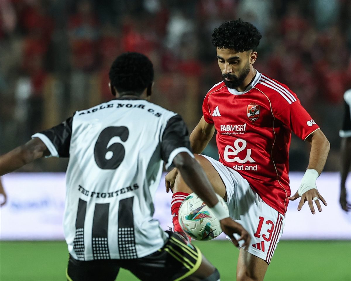 القنوات الناقلة لمباراة الأهلي وبتروجيت مباشر