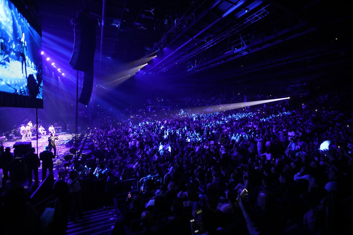 4500 شخص.. راغب علامة يرفع شعار كامل العدد في حفله الأخير بـ باريس