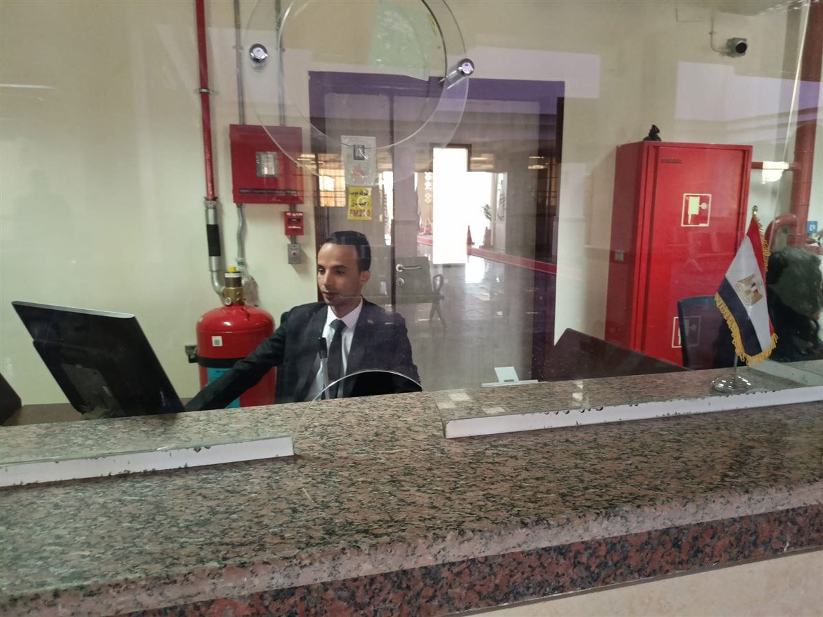 مدير أمن الأقصر يفتتح وحدة المرور المطورة بطيبة 