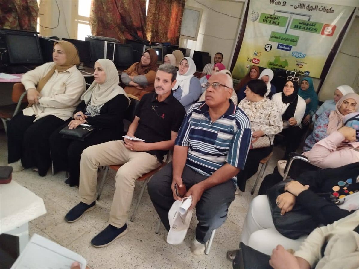 فاعليات دورة صقل مهارات الأخصائيين في مواجهة ظاهرة التنمر الإلكتروني