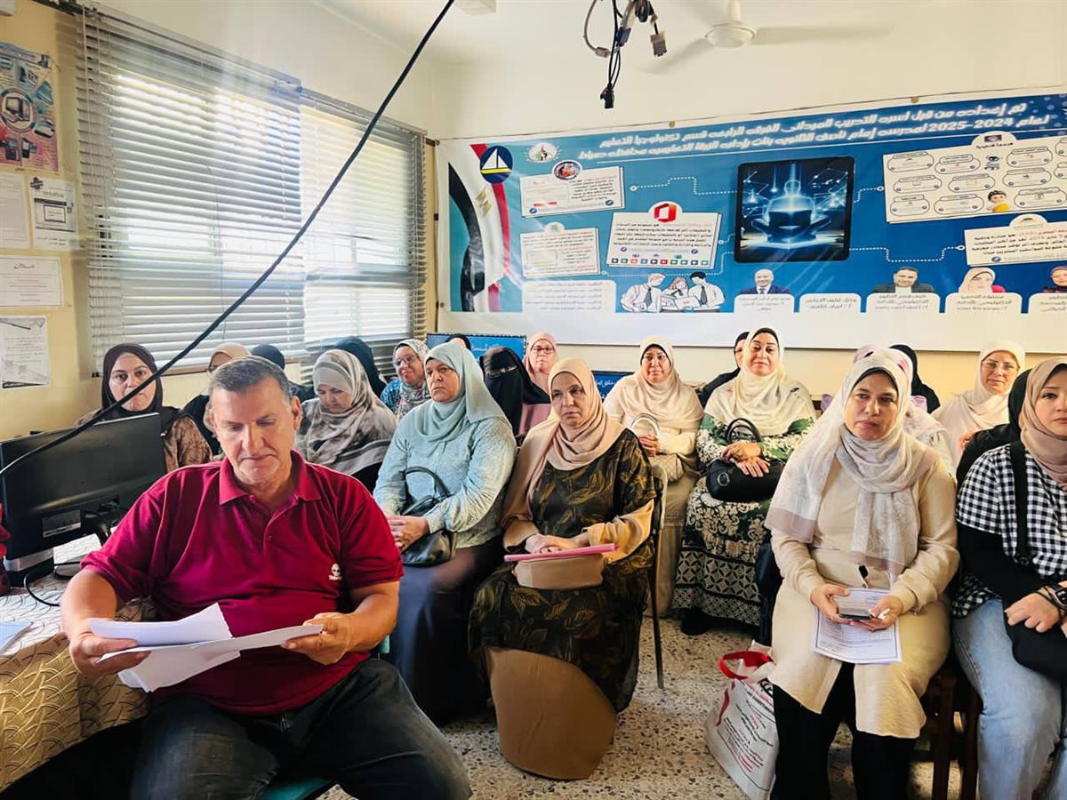 فاعليات دورة صقل مهارات الأخصائيين في مواجهة ظاهرة التنمر الإلكتروني