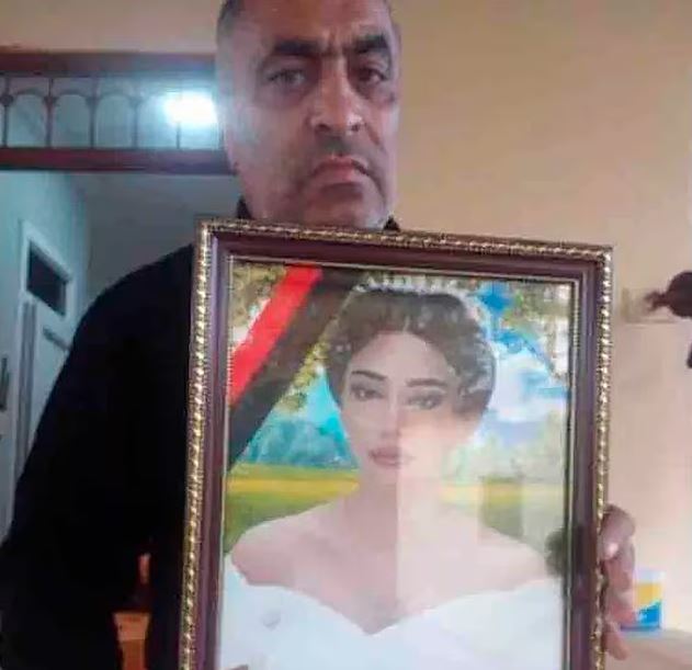 والد الشابة التركية 