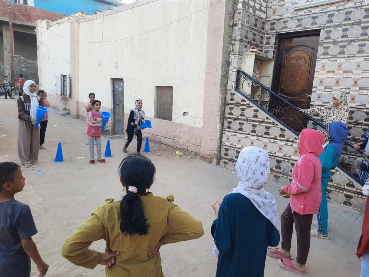 قوافل رياضية باحياء الوادى الجديد