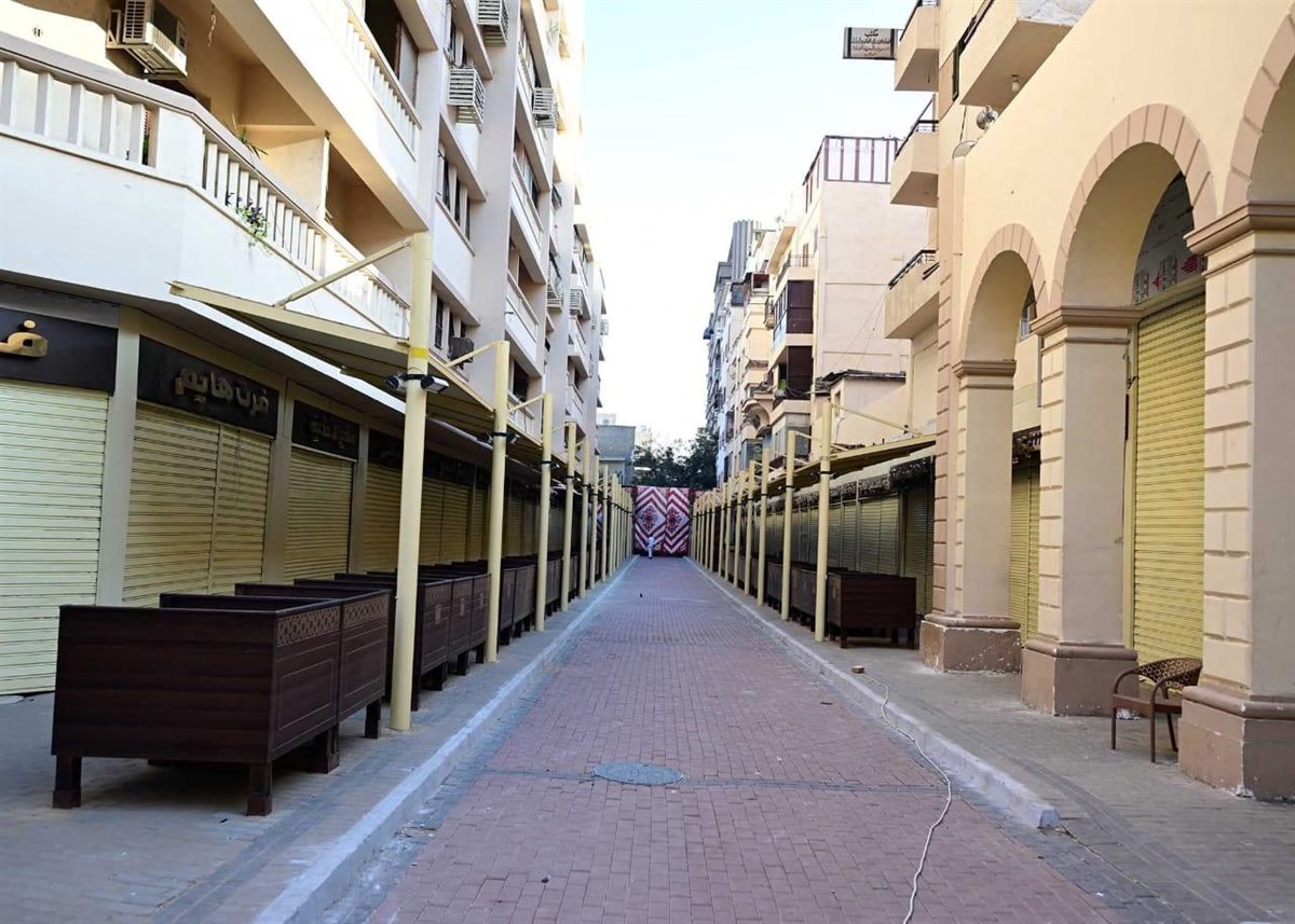 بعد تطويره.. القاهرة تبدأ أعمال تسكين الباعة في سوق العتبة