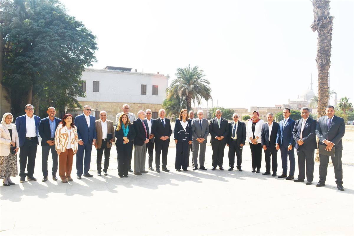 اللجنة القومية لحماية وتطوير القاهرة التراثية تتابع أعمال تطوير القاهرة الخديوية