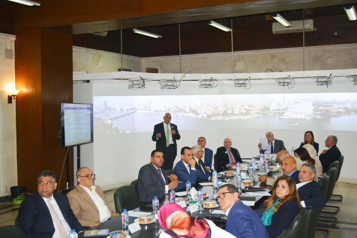 اللجنة القومية لحماية وتطوير القاهرة التراثية تتابع أعمال تطوير القاهرة الخديوية