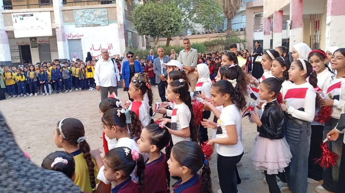 جانب من الاذاعة 