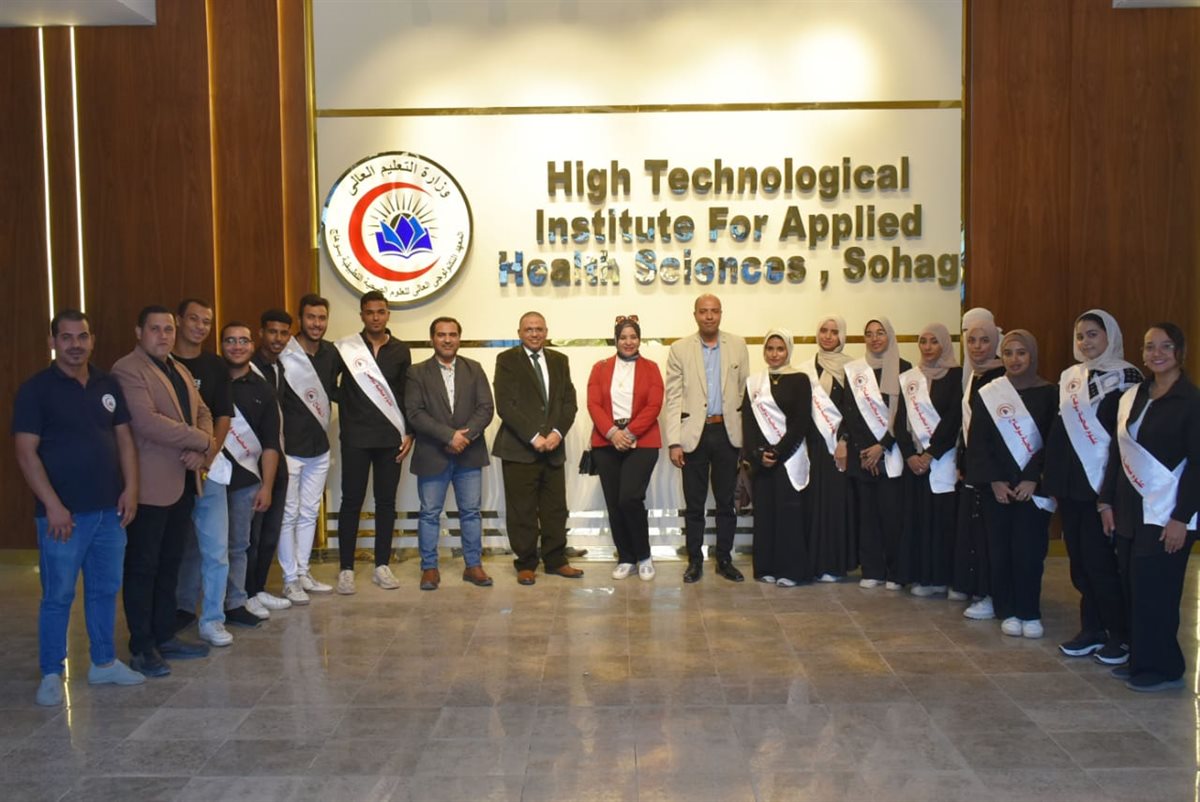 جانب من الندوة