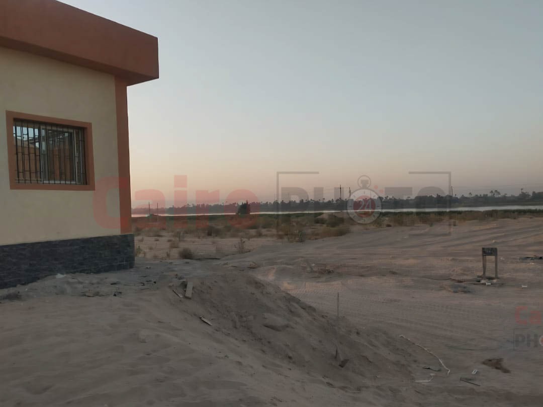 بعد مصرع 4 عمال.. ننشر أول صور من مكان واقعة الصعق الكهربائي في جبال قنا