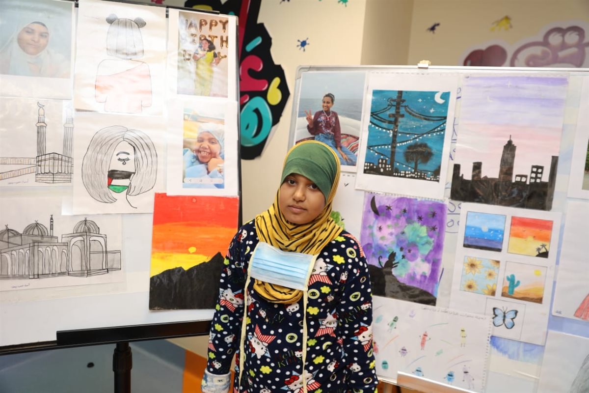 بالألوان صغيرتان تتحديان السرطان بالأقصر