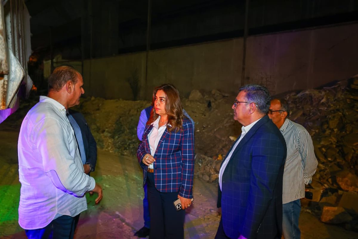 جولة ليلية لوزيرة البيئة لتفقد المنطقة المحيطة بالمتحف المصرى الكبير