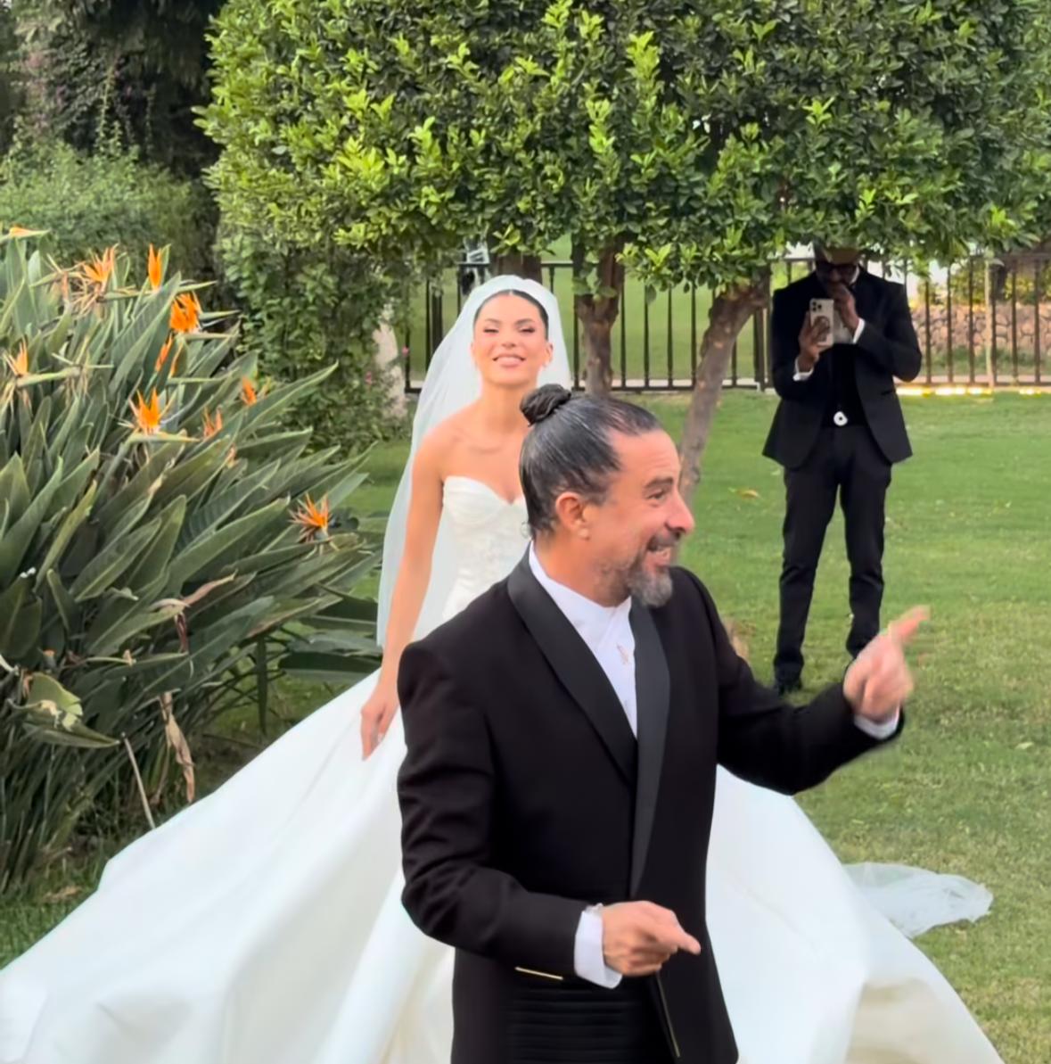 الصور الأولى من حفل زفاف المخرج هادي الباجوري على هايدي خالد