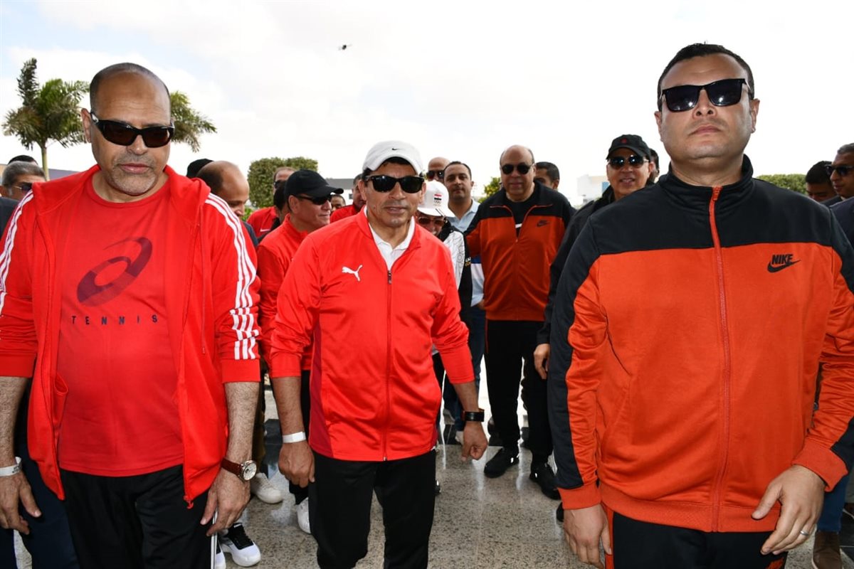 وزير العمل ووزير الرياضة ووزير الإسكان من فعاليات افتتاح 