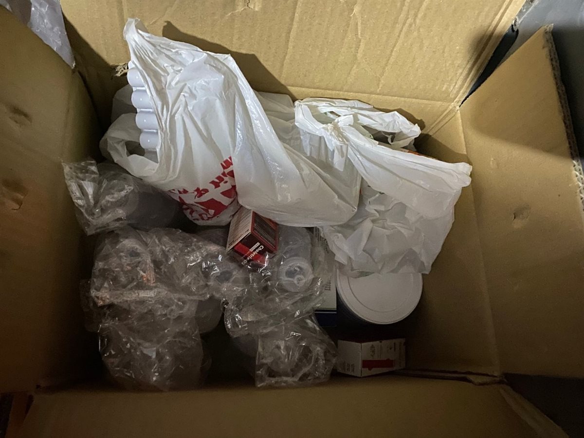 ضبط محلين ادوات طبية بهما أدوية بشرية تدخل في الجدول الثالث مخدرات بالفيوم