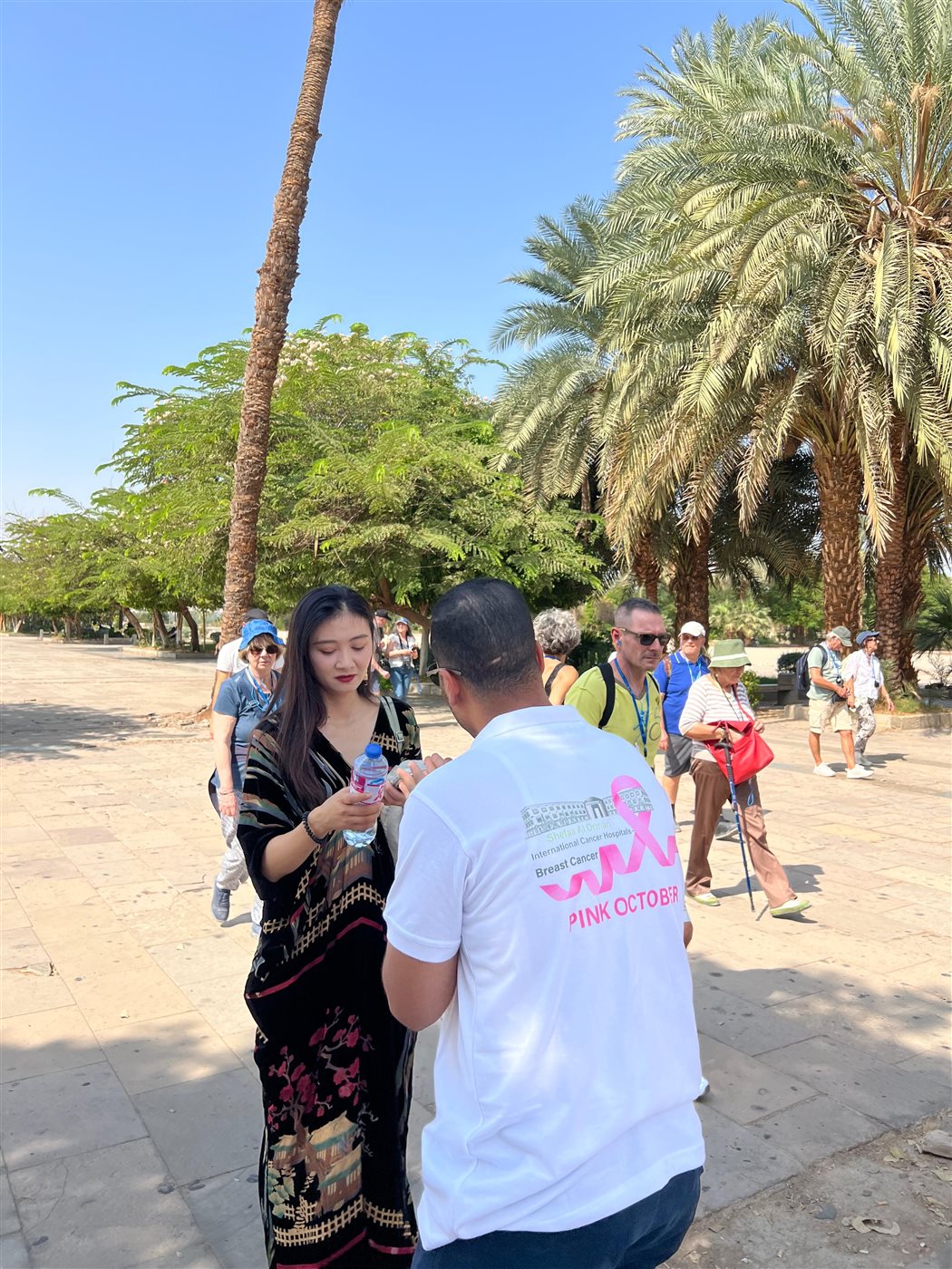 التوعية بسرطان الثدي من معابد الكرنك