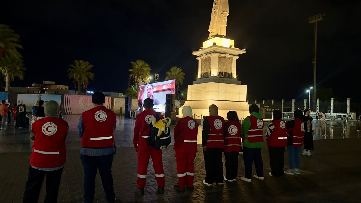 الهلال الأحمر المصري ينتشر بفرق الاستجابة للطوارئ لتأمين التجمعات الخاصة بعرض افتتاح المتحف المصري الكبير