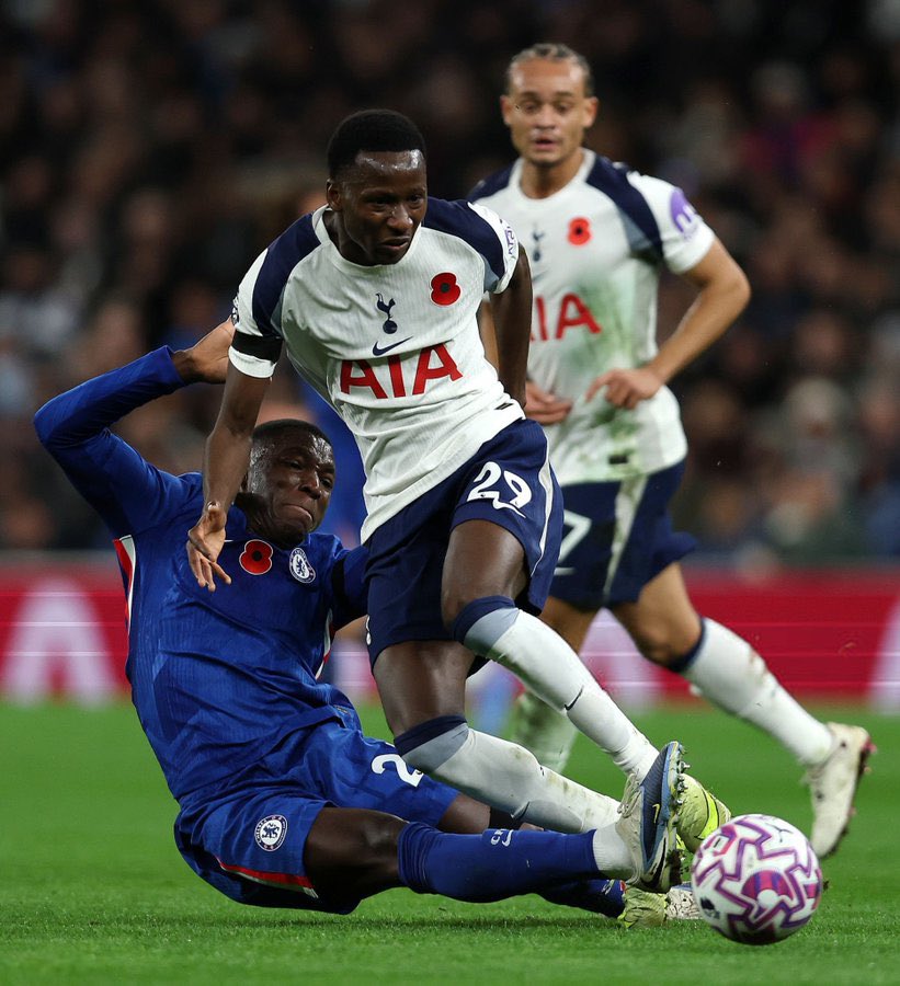 <strong>مباراة تشيلسي وتوتنهام في الدوري الإنجليزي الممتاز 2025 - 2026 