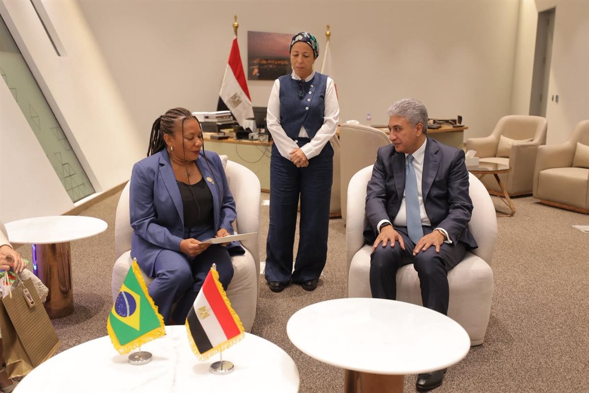  وزير السياحة يستقبل وزيرة الثقافة البرازيلية وممثلة الرئيس البرازيلي 