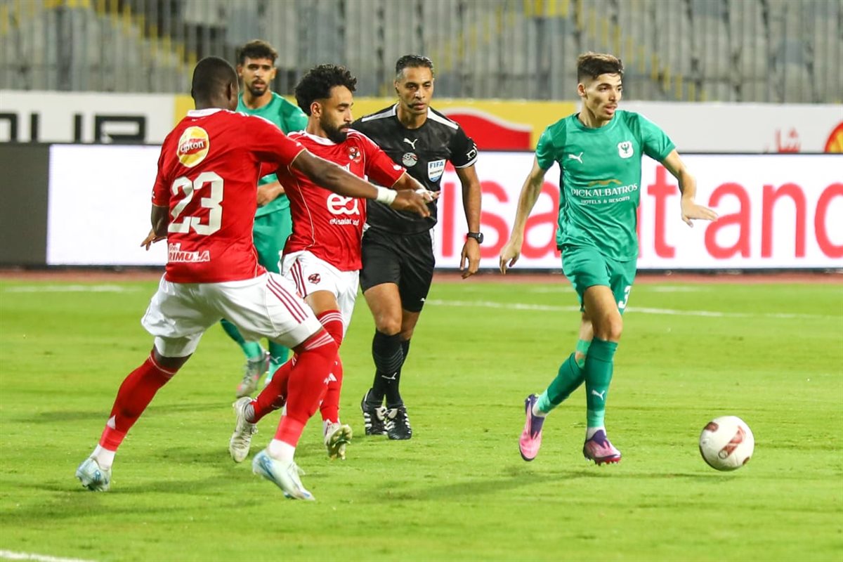 مباراة الأهلي والمصري البورسعيدي