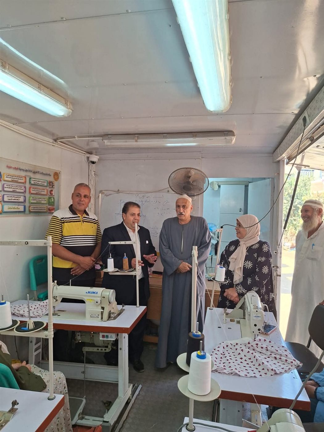 فاعليات ورشة الخياطة والكهرباء بالمنوفية