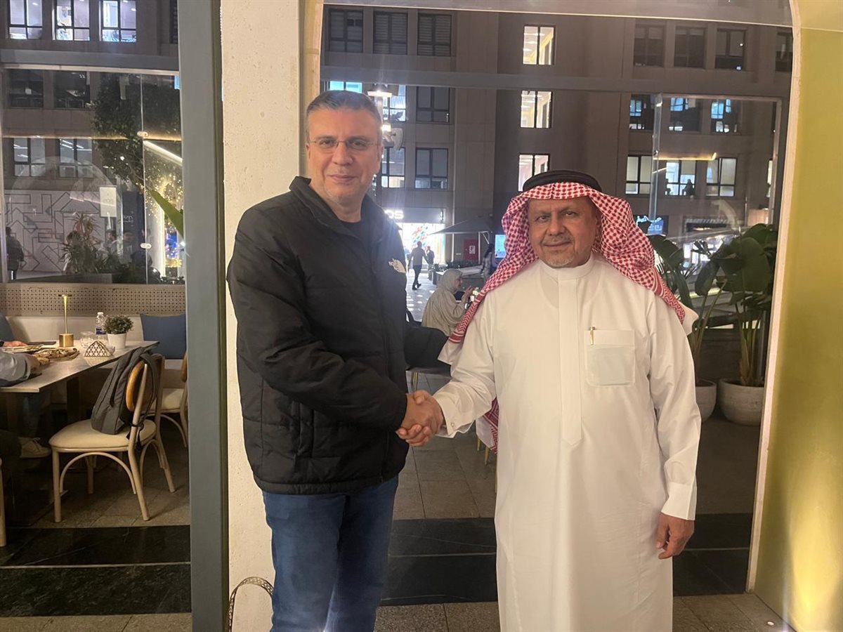 الدكتور عمرو الليثي والدكتور صالح بن إبراهيم بابعير