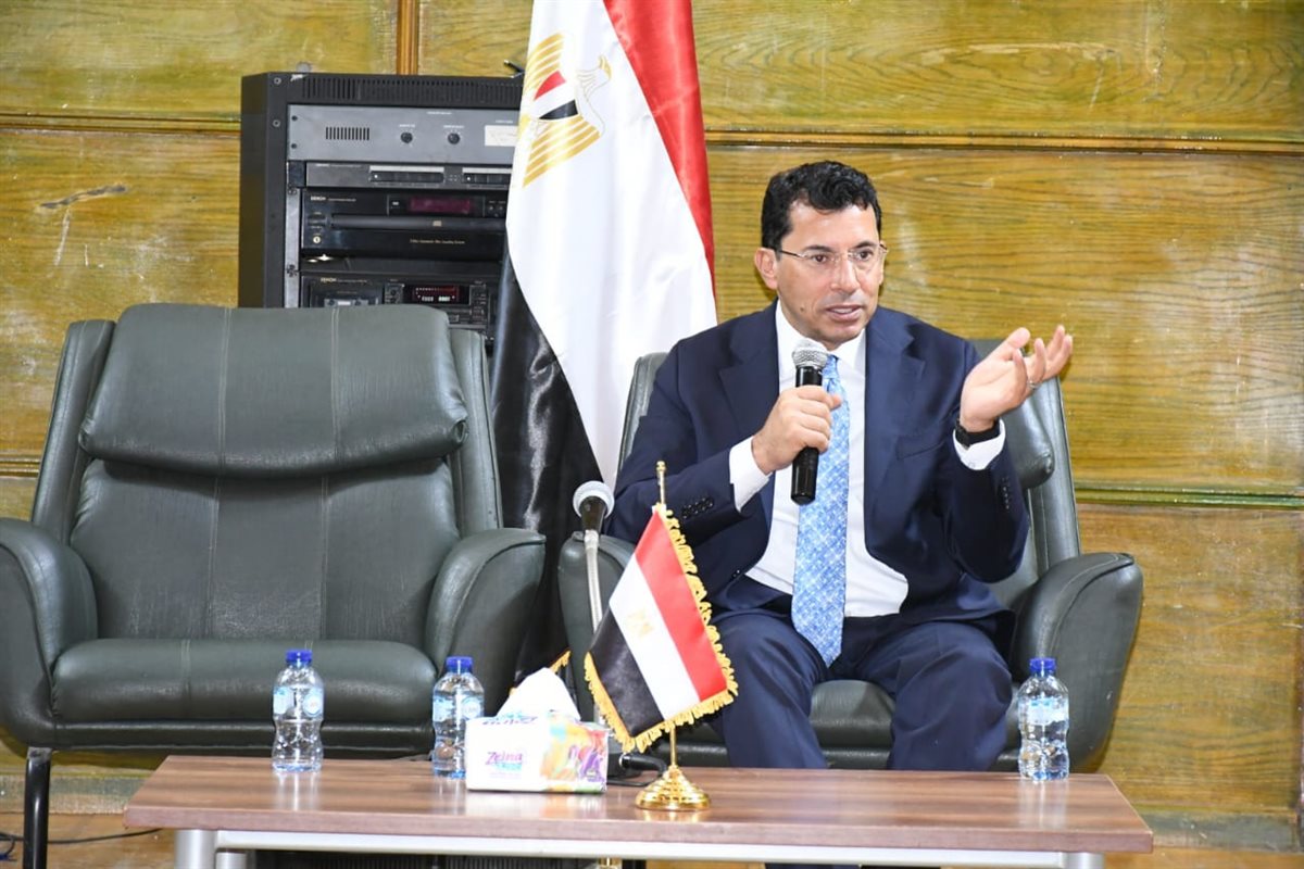 لقاء وزير الرياضة ورئيس اللجنة الأولمبية مع أبطال رفع الأثقال (6)