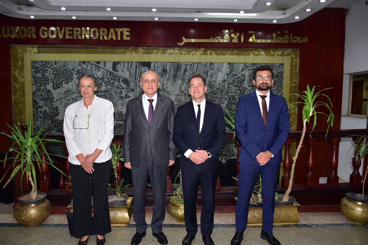 محافظ الأقصر يستقبل السفير الفرنسي