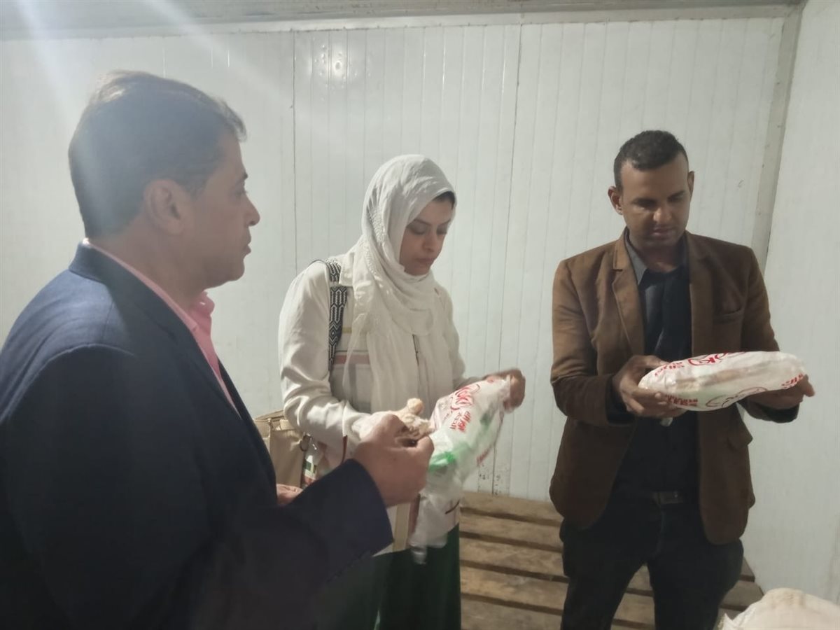 الطب البيطري بالأقصر يضبط دواجن فاسدة