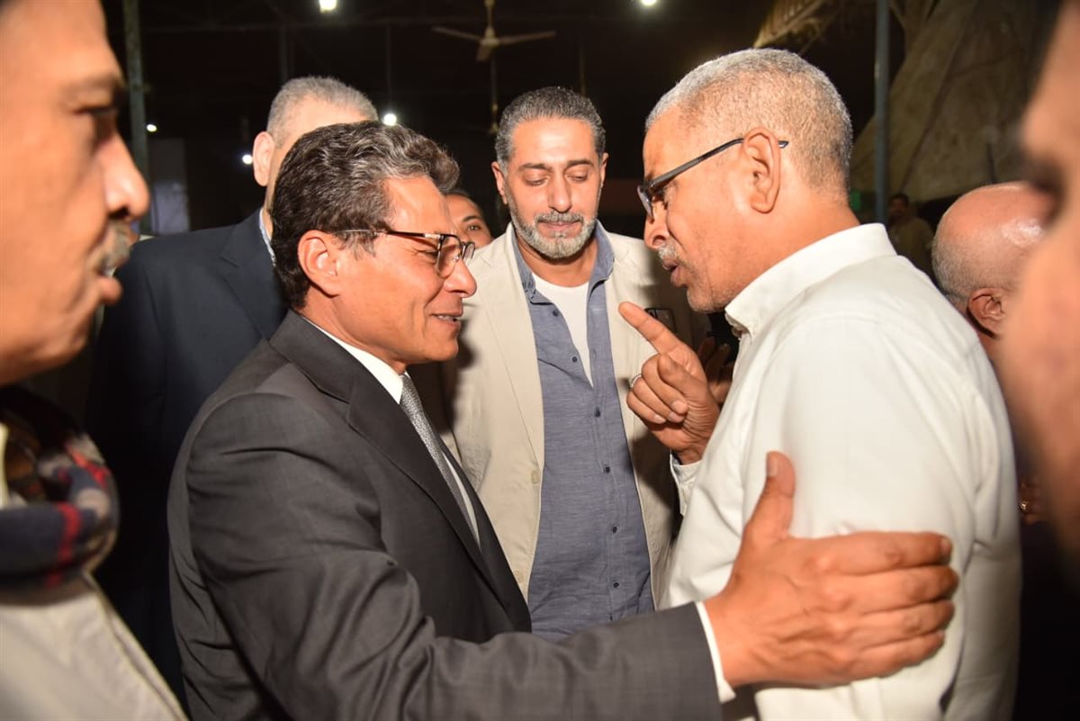 المستشار طاهر الخولي يلتقي تجار أثر النبي وأهالي زهراء مصر القديمة لدعم التواصل وخدمة الأهالي