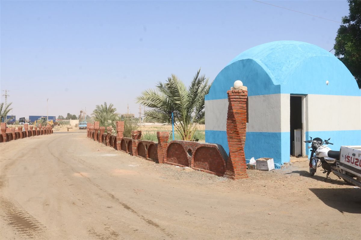 جانب من تجهيز المهرجان