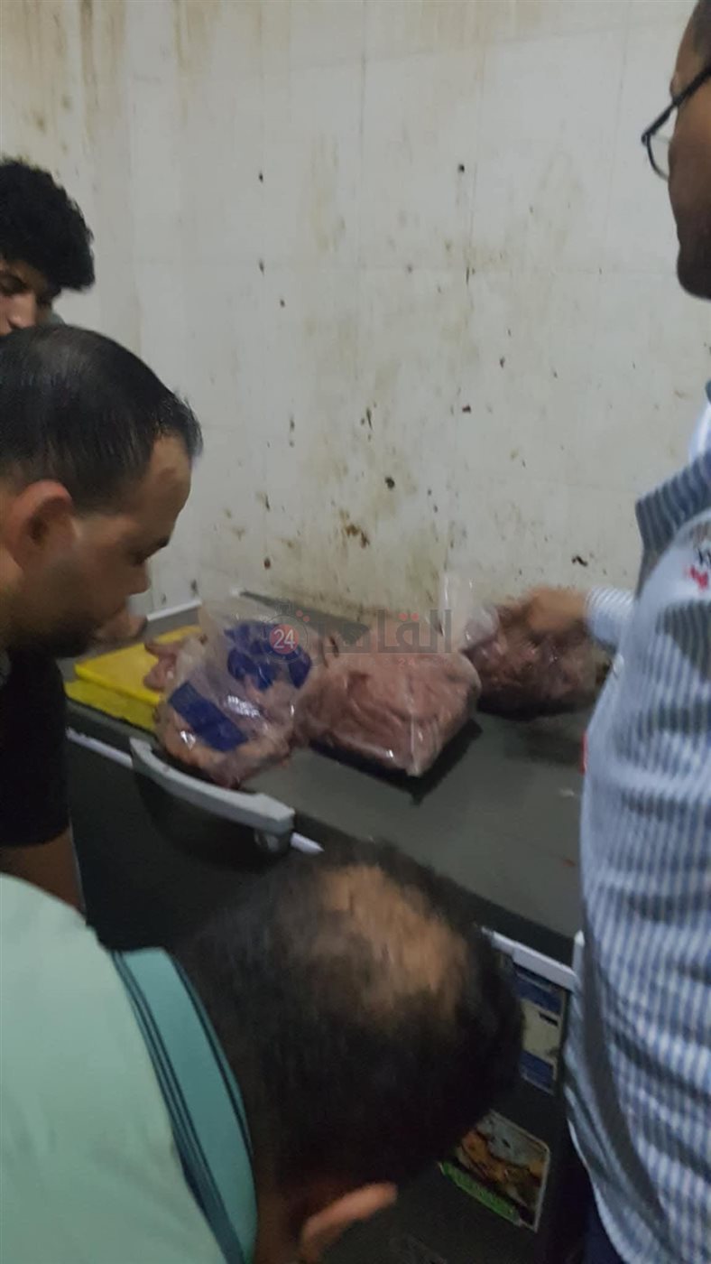 تموين الغربية تضبط سجقًا منتهي الصلاحية بمطعم شهير بالمحلة