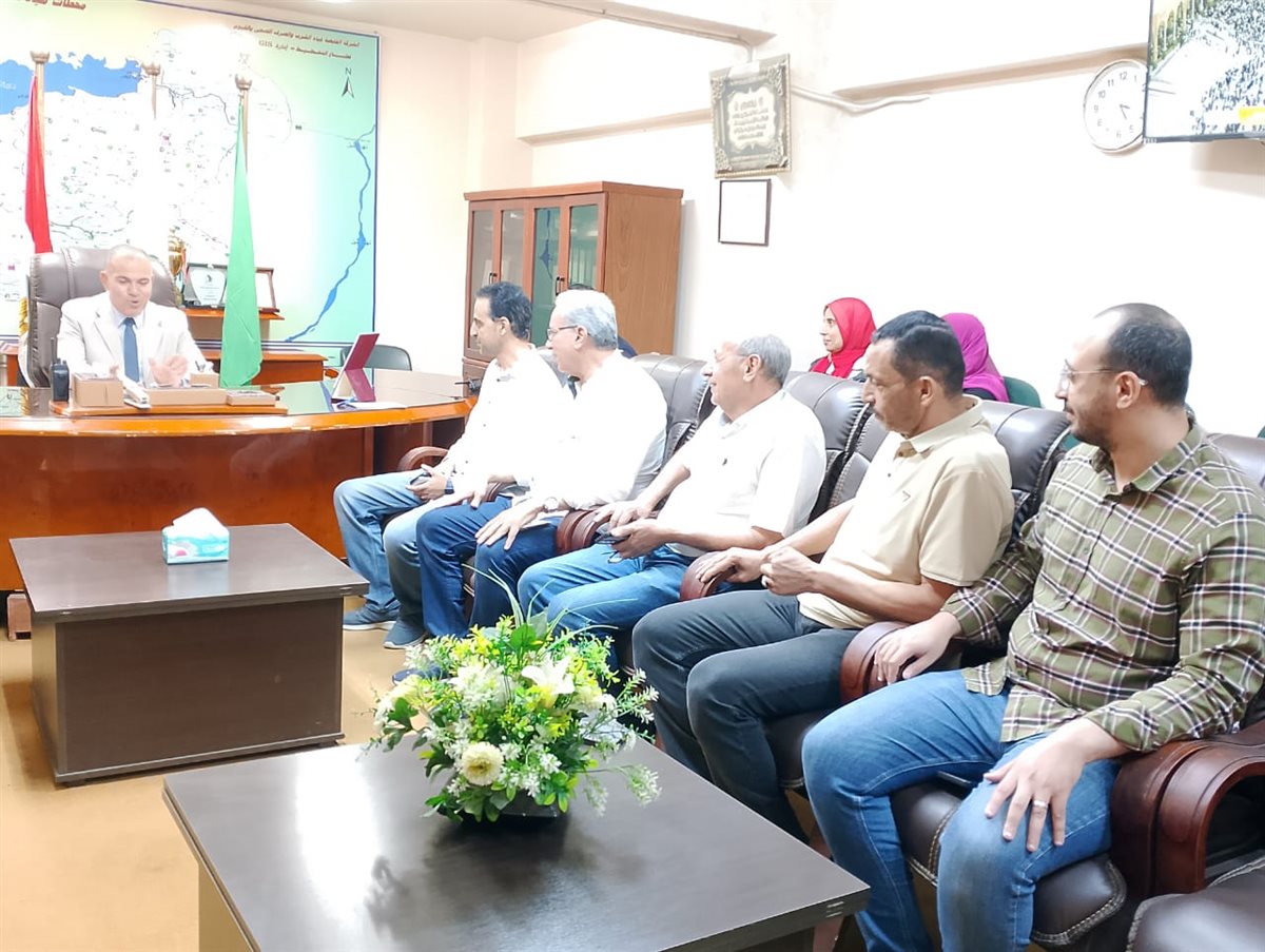 بعد توليه منصبه.. رئيس مياه الفيوم يعقد أول اجتماع مع رؤساء القطاعات ومديري العموم