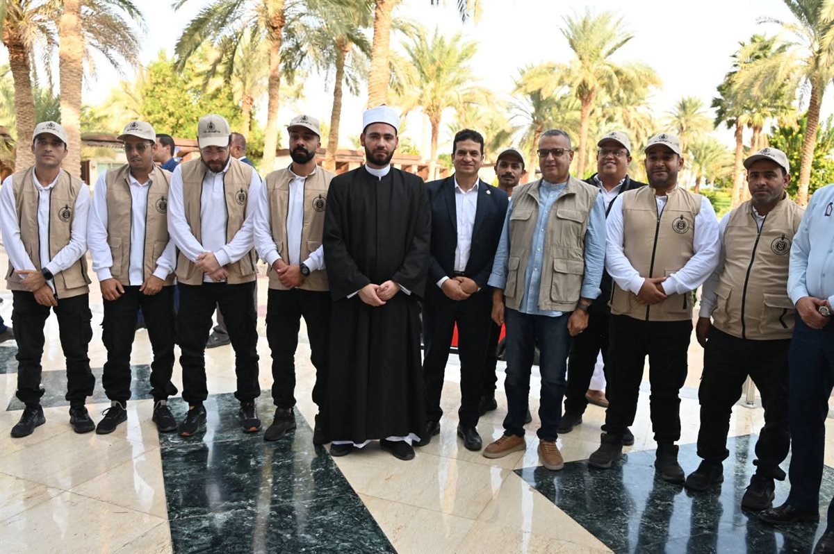 لقاء المحافظ